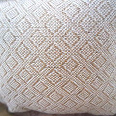 Coussin pour lapin bohème